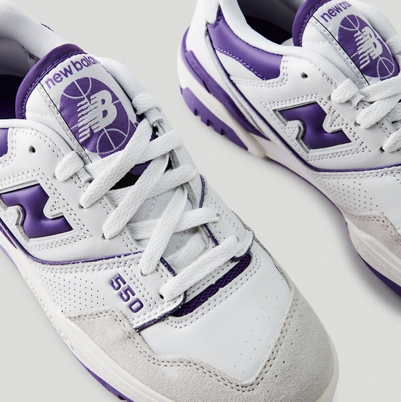 New Balance 550 - Picture 2 of 5